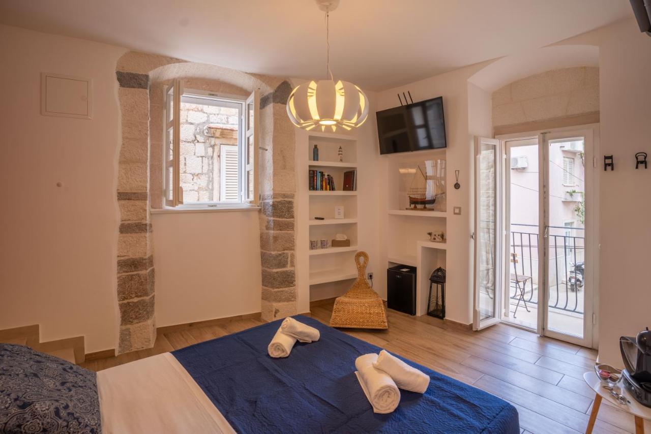 Old Town Makarska Apartments - Central Square Dış mekan fotoğraf